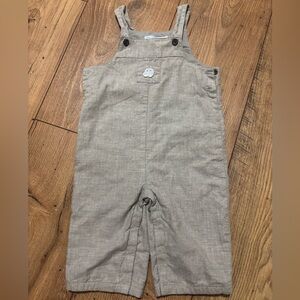 Janie and Jack grey boy’s overalls. Size 3-6 months. Used, in great condition.
